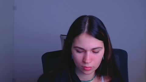 Elsa online show from December 10, 7:22 pm
