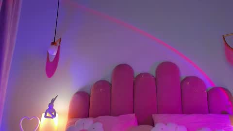 Michelle online show from November 26, 9:16 pm