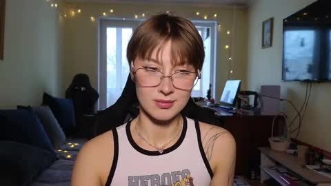 elsaangel online show from December 18, 3:22 am