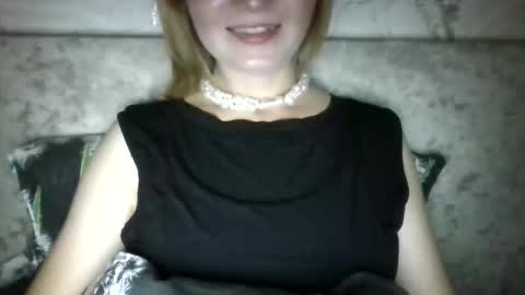 ElsaMartinez online show from September 22, 7:12 pm