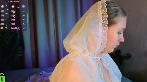 Elsie online show from May 22, 1:47 am