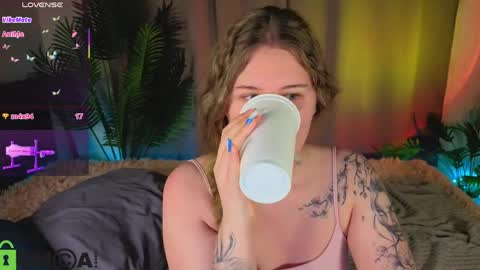 Elsie online show from May 11, 5:20 am