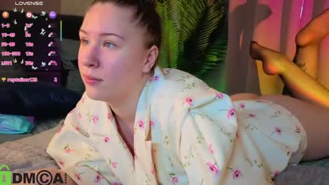 Elsie online show from May 23, 1:59 am