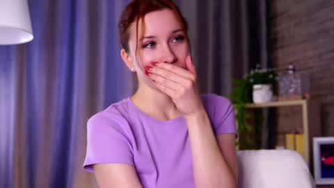 Sophie online show from September 19, 1:37 am