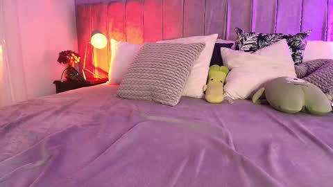 Ely online show from March 12, 9:35 pm