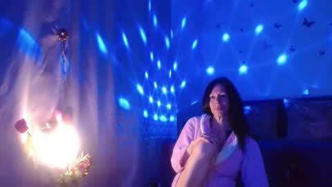 Elisa online show from May 3, 12:25 am