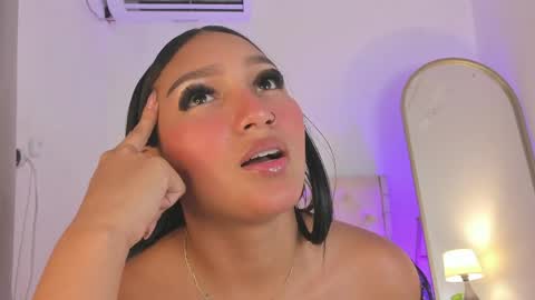 Michelle online show from April 29, 8:14 pm
