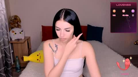 ema_grasie online show from December 20, 8:49 am