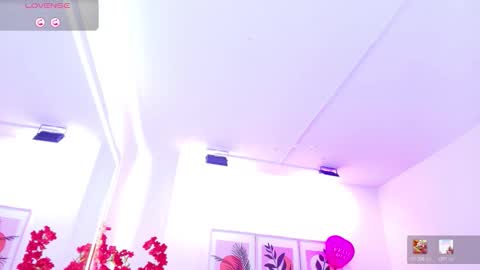 Ema louisx  online show from February 16, 12:16 pm