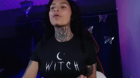 ema_ploxx online show from May 20, 1:02 am