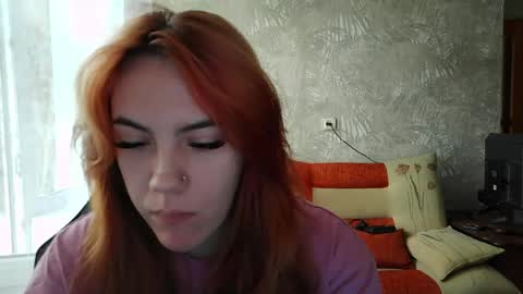 ember__fox online show from May 4, 10:08 am