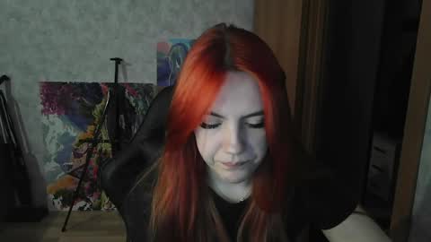ember__fox online show from April 9, 7:52 pm