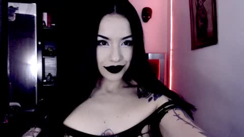 Emerald Black online show from May 24, 4:11 am
