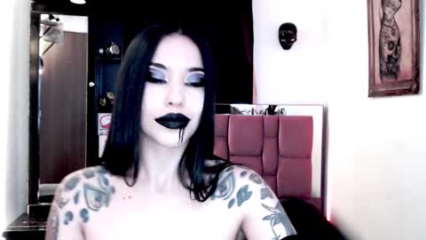 Emerald Black online show from December 9, 7:06 am