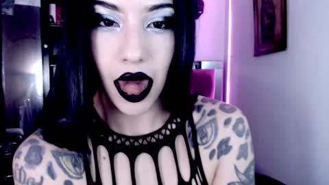 Emerald Black online show from May 4, 3:43 am