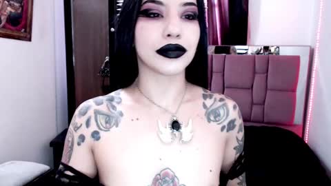 Emerald Black online show from January 18, 12:57 pm