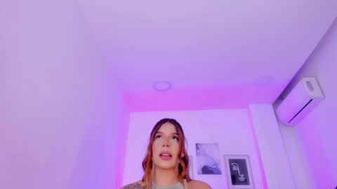 emelie_89 online show from January 9, 11:47 am
