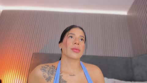 emelie_89 online show from February 5, 12:08 pm