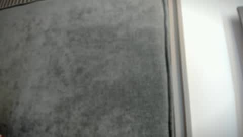 emelie_89 online show from May 21, 11:41 am