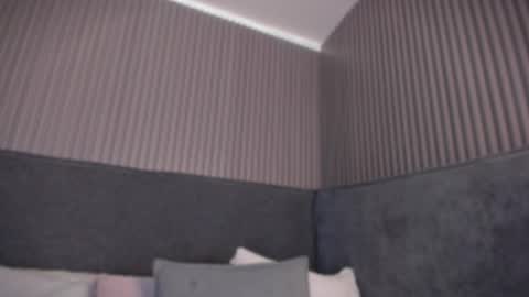 emelie_89 online show from May 7, 11:58 am
