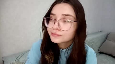 Stacy online show from October 3, 2:00 pm