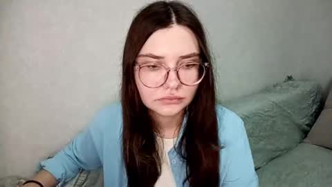 Stacy online show from October 4, 2:11 pm