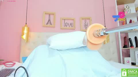 Emily Sarai online show from May 19, 8:38 pm