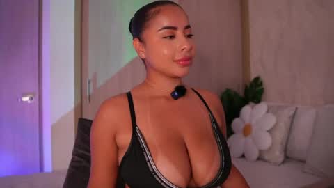    online show from May 20, 9:12 pm