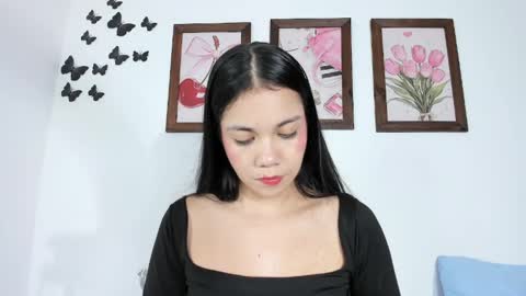 Emily  online show from May 6, 11:20 pm