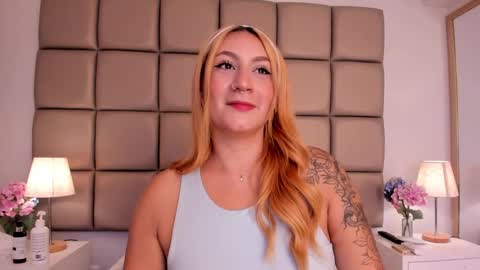 EMILY ROBERTS online show from February 2, 2:38 am