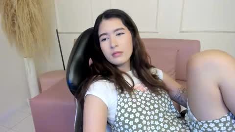    online show from September 22, 12:03 pm