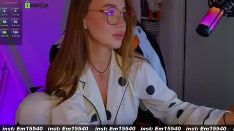Snapshot of emili1_bc chatting on January 21, 8:41 am Emili online show from January 21, 8:41 am