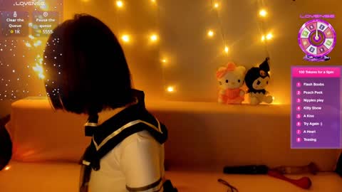 Emili online show from December 17, 11:49 am