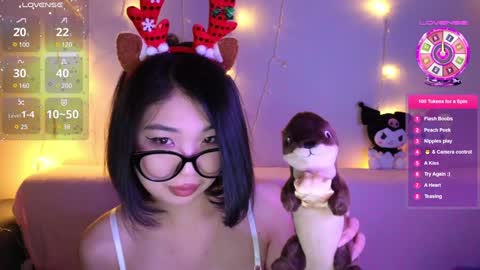Emili online show from December 24, 11:28 am