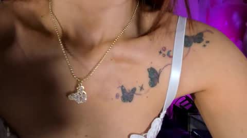 Emili clark  online show from November 15, 4:46 am