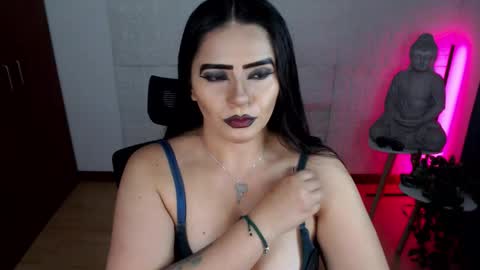 POWERFULL GODDESS EMILI online show from February 10, 11:08 pm