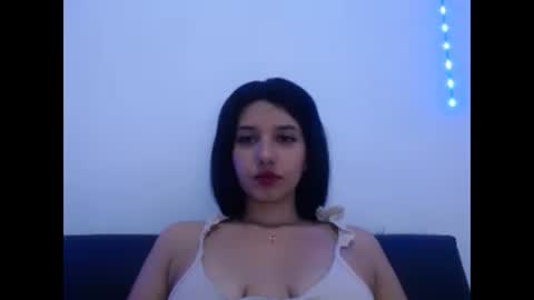 emili riders online show from December 28, 1:06 pm