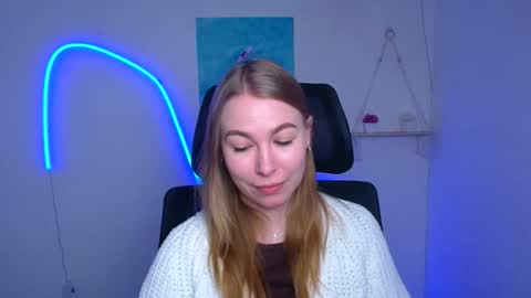 Emilia online show from February 4, 7:00 am