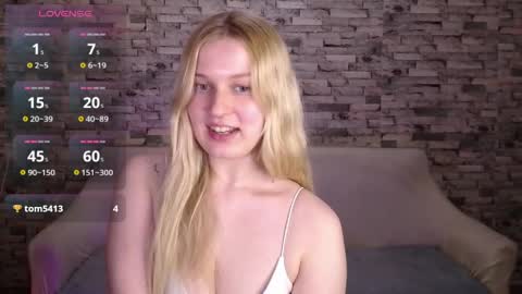 Amili online show from April 13, 2:29 pm