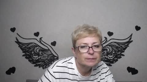 EmiliaGree online show from July 10, 5:35 pm