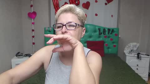 EmiliaGree online show from October 13, 5:15 pm