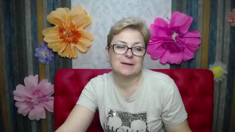 EmiliaGree online show from May 15, 5:48 pm