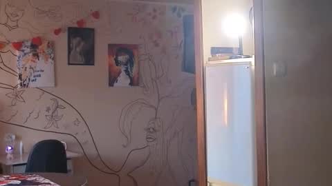 Emi  online show from March 26, 3:19 am