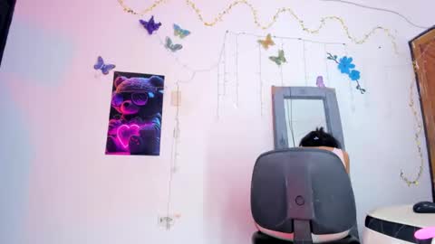 emily online show from January 21, 12:39 pm