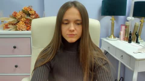 Emilly online show from May 14, 7:25 am