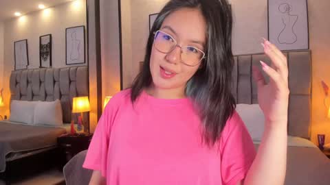 Emily online show from December 12, 3:43 am