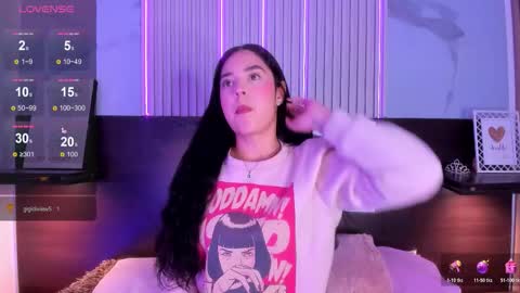 emily_as_ online show from March 18, 11:53 pm