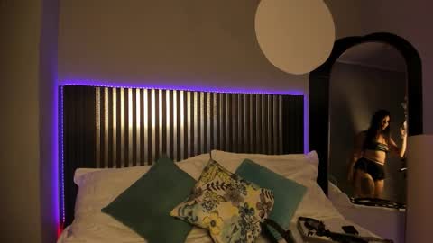              online show from January 14, 8:47 pm