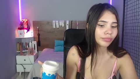              online show from December 3, 8:39 pm