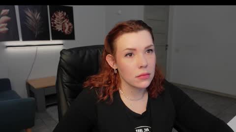 EMILY BOKER online show from January 13, 10:03 pm